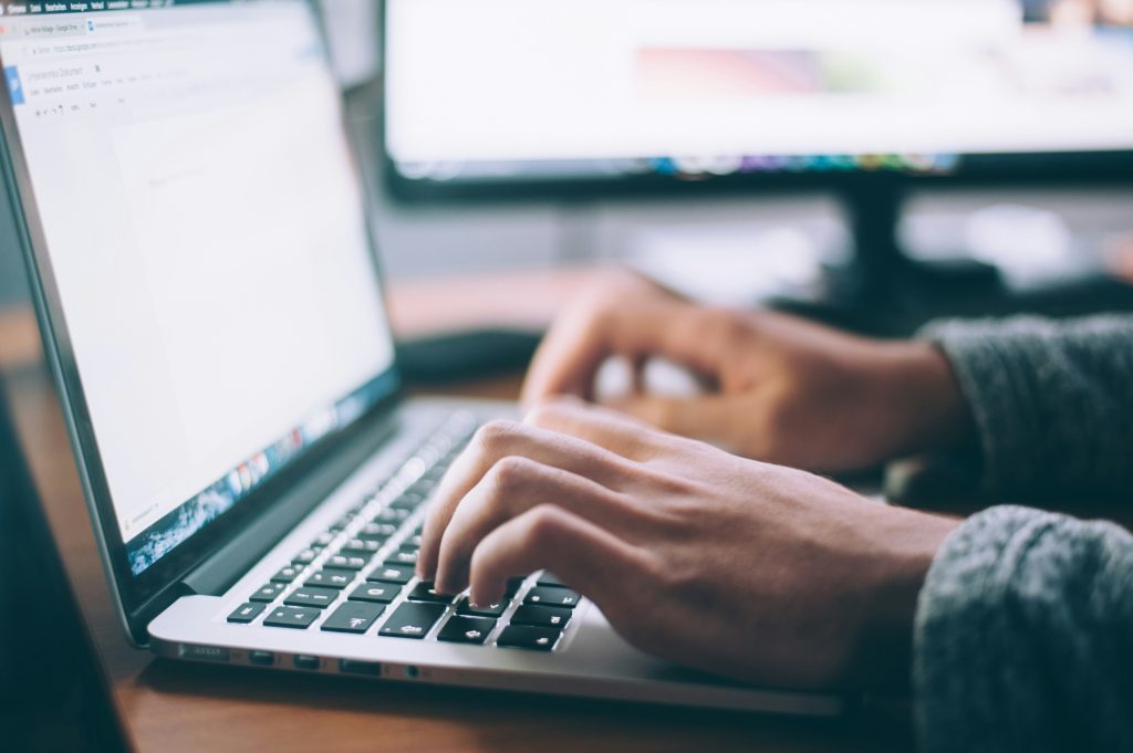 Servicios editoriales y de corrección